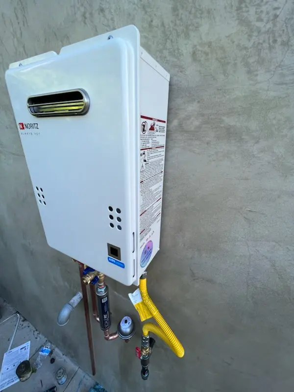 Tankless water heater installation for Kresson homes